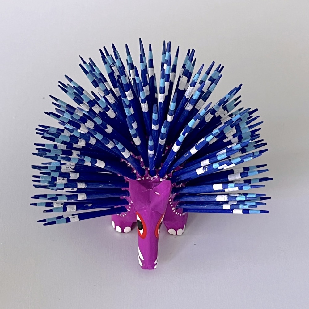 Mexican folk porcupine figurine - Picture 3 of 6
